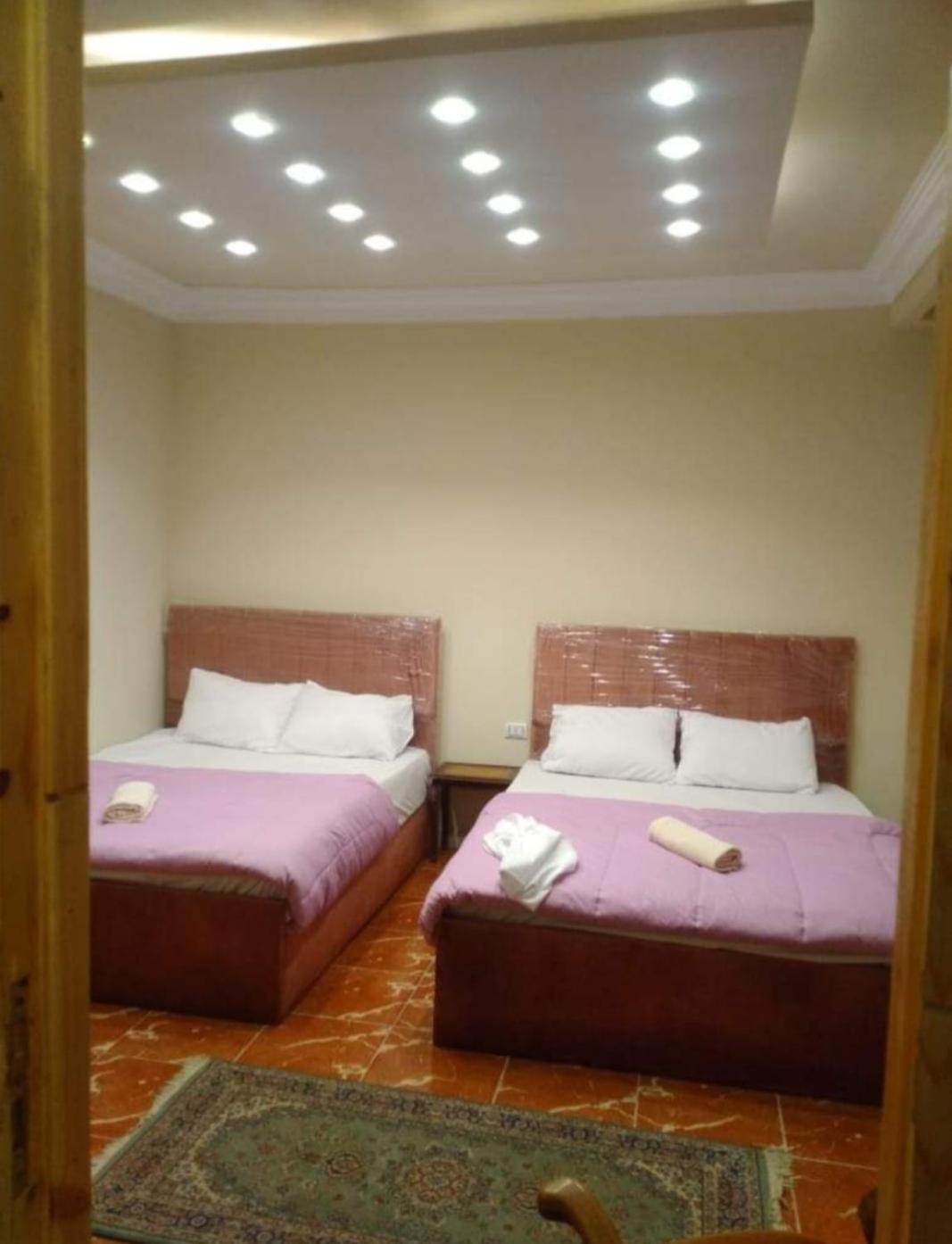 Richard Pyramids Inn Hotel Kafrat al Jabal Exterior photo