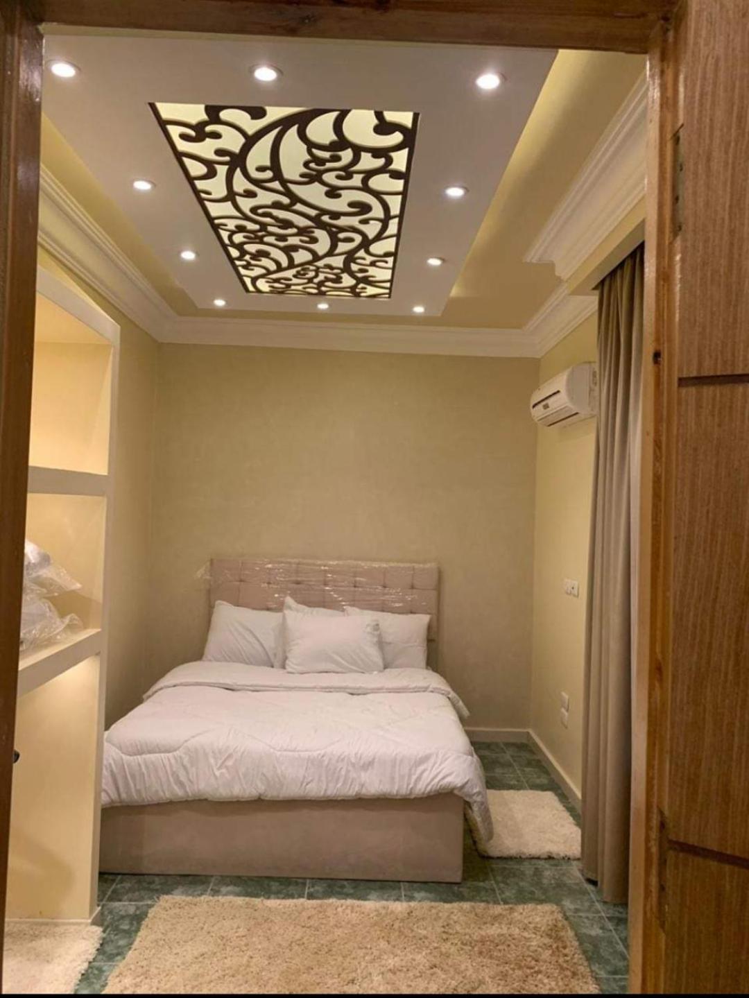 Richard Pyramids Inn Hotel Kafrat al Jabal Room photo