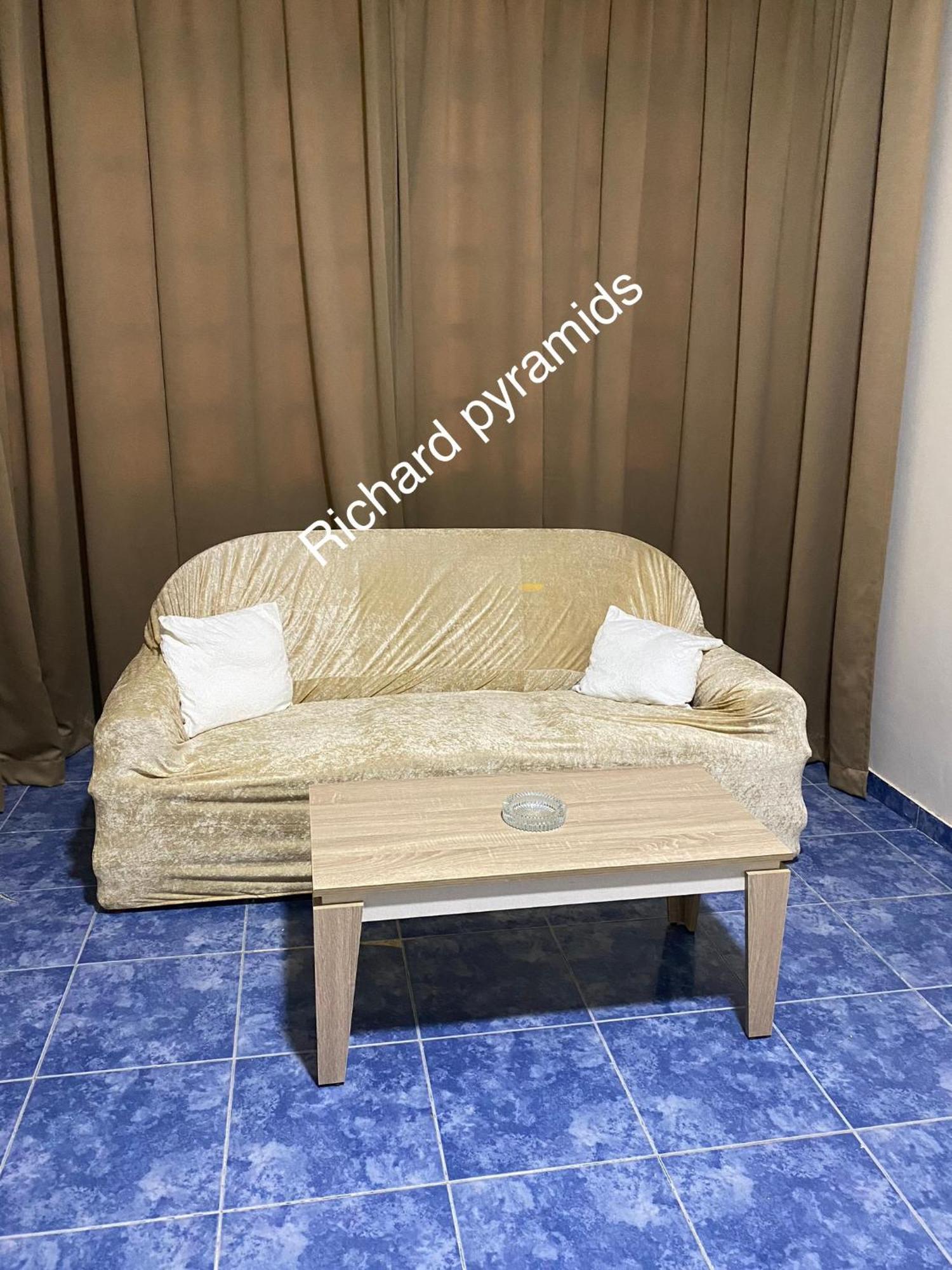 Richard Pyramids Inn Hotel Kafrat al Jabal Exterior photo