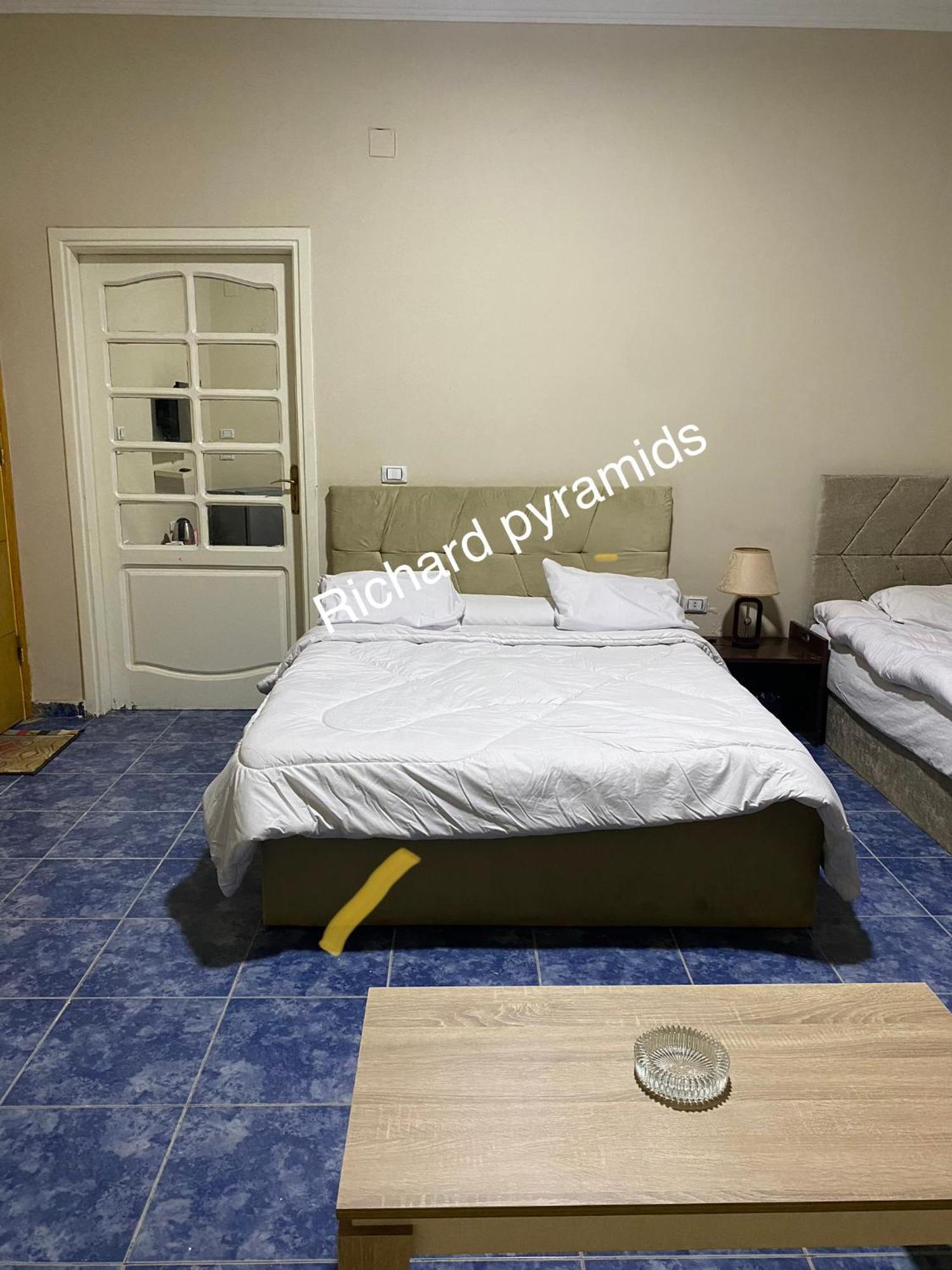 Richard Pyramids Inn Hotel Kafrat al Jabal Exterior photo
