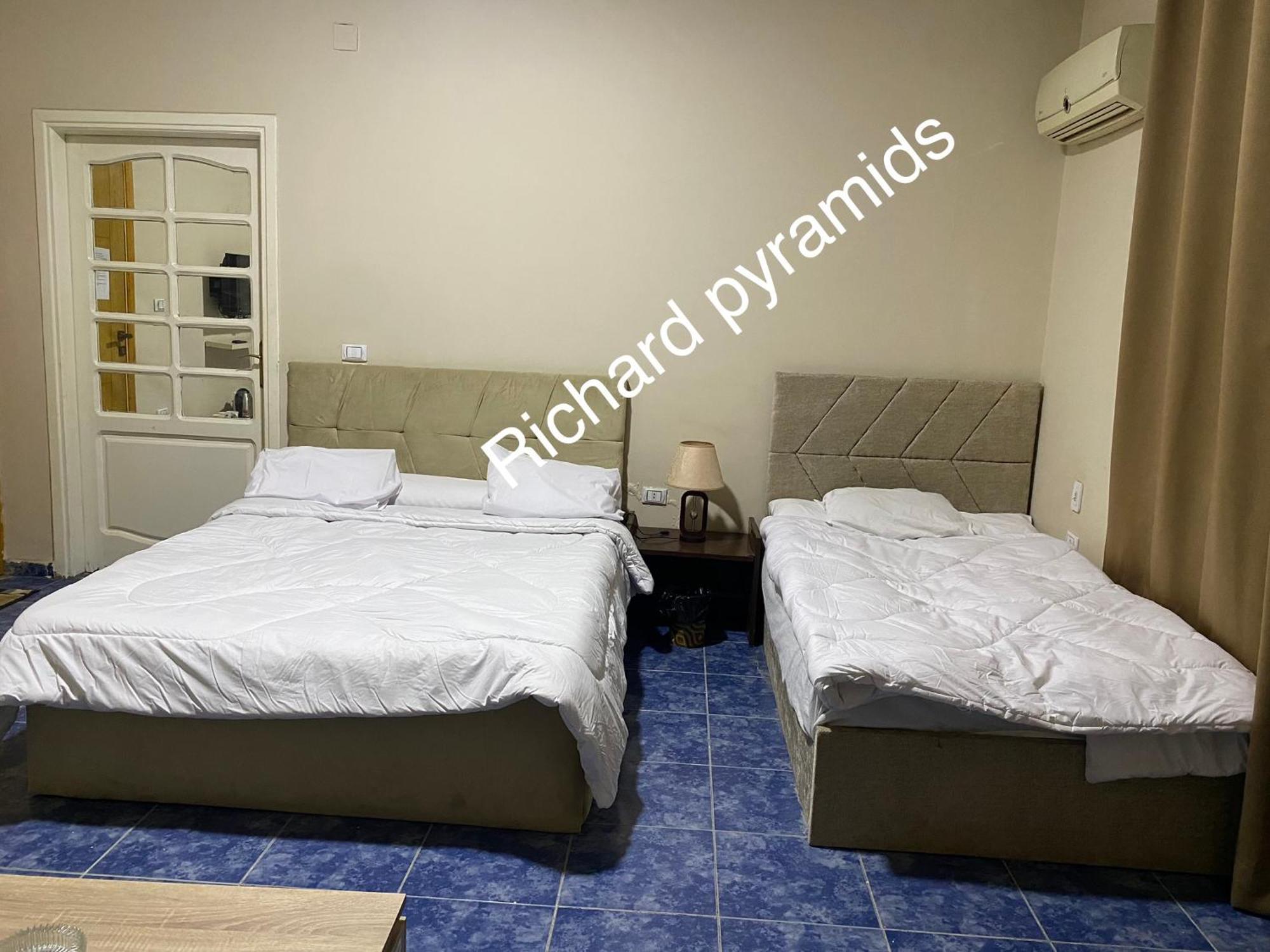 Richard Pyramids Inn Hotel Kafrat al Jabal Exterior photo