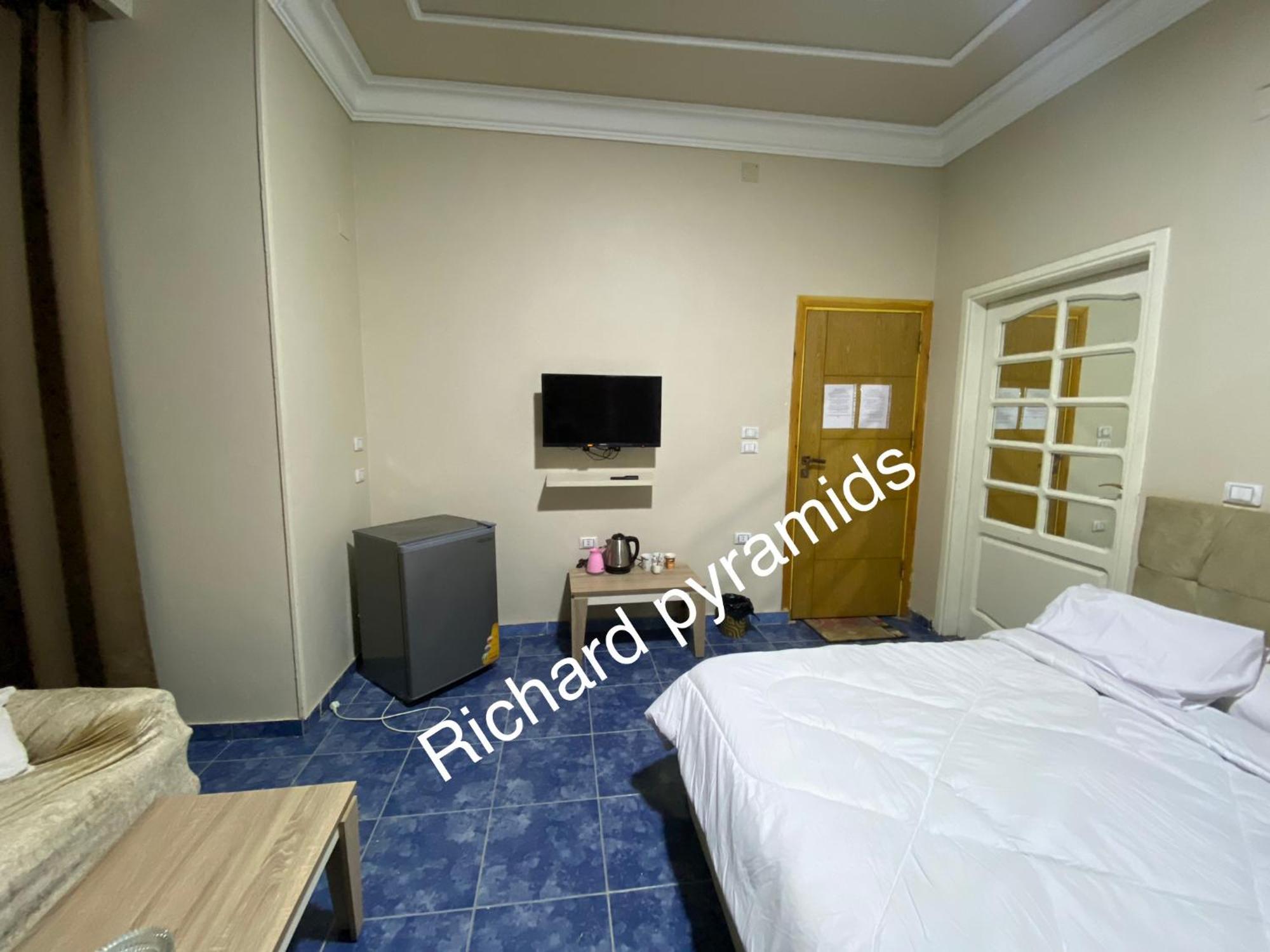 Richard Pyramids Inn Hotel Kafrat al Jabal Exterior photo